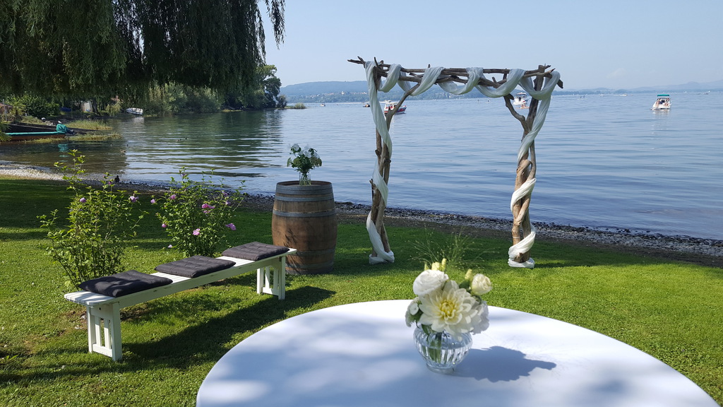 Hochzeitslocation am Bodensee eine Empfehlung von Halona Boho Brautmode Bodensee